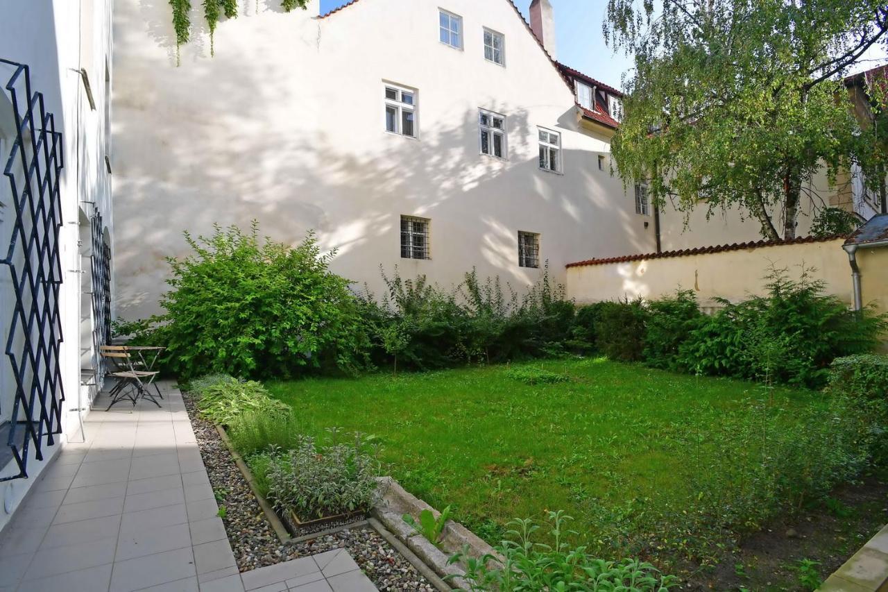 Lovely Little Cosy Apt In Prague Praga Exterior foto