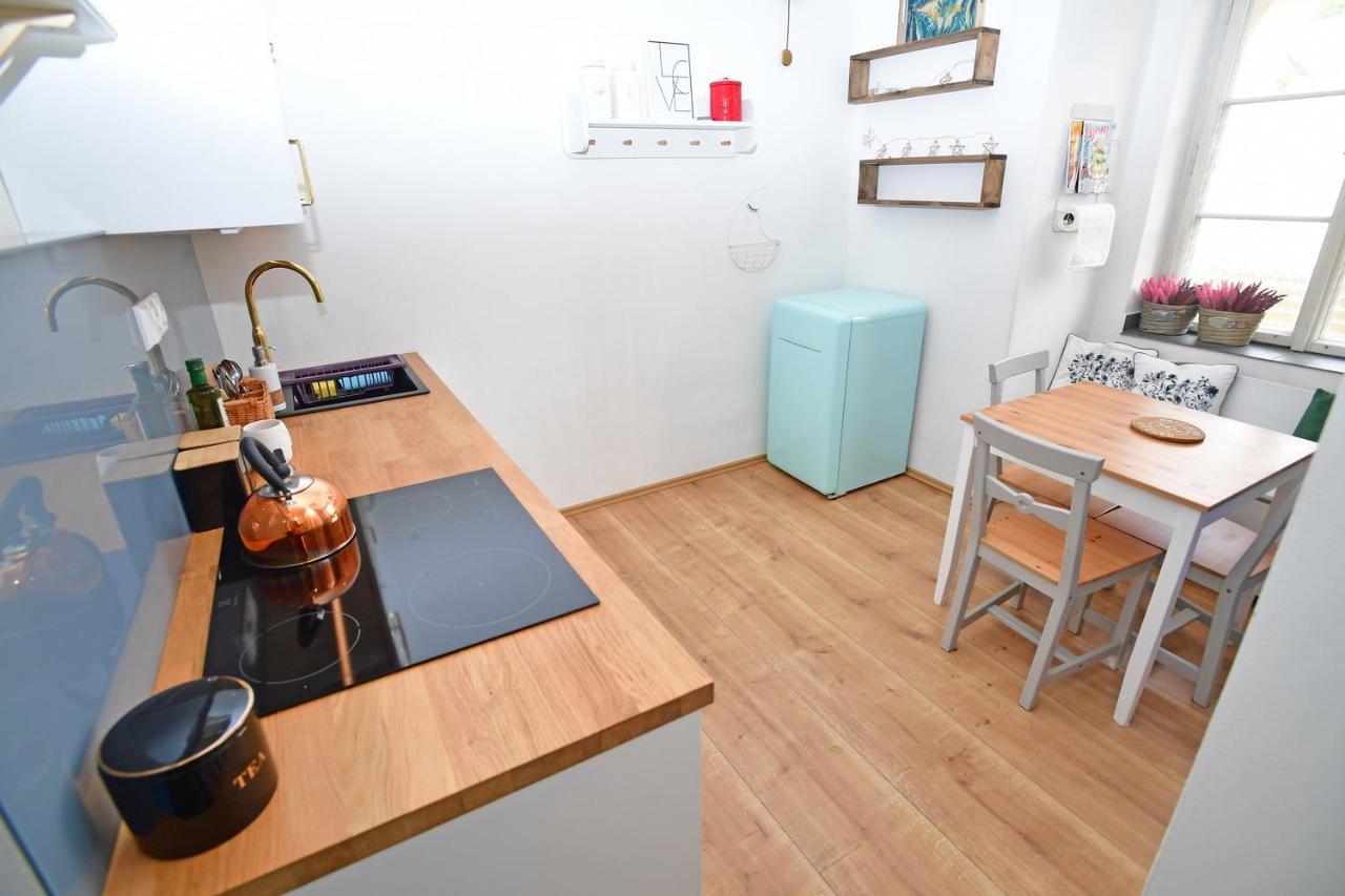 Lovely Little Cosy Apt In Prague Praga Exterior foto