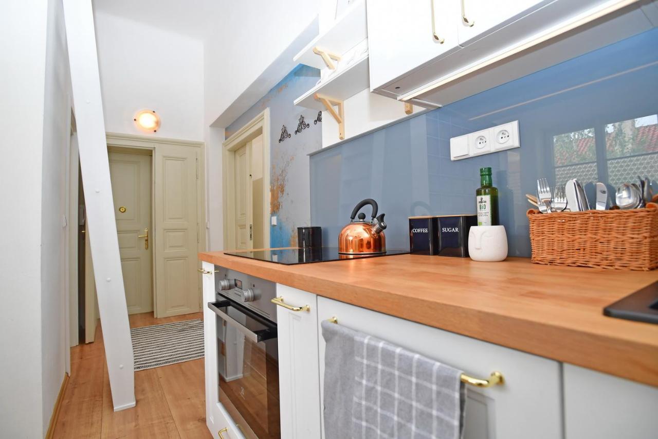 Lovely Little Cosy Apt In Prague Praga Exterior foto